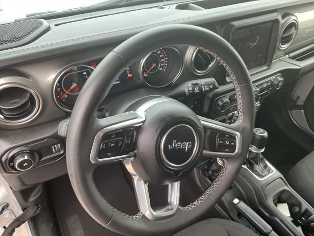 Photo of 2023 Silver Jeep Wrangler