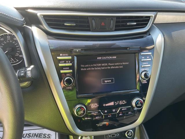 Photo of 2024 Super Black Nissan Murano