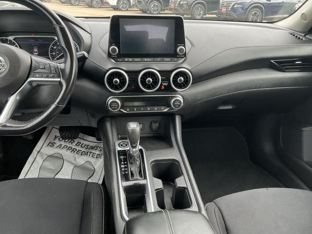 Photo of 2021 Blue Nissan Sentra