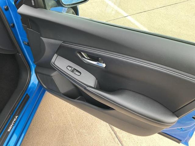 Photo of 2021 Blue Nissan Sentra