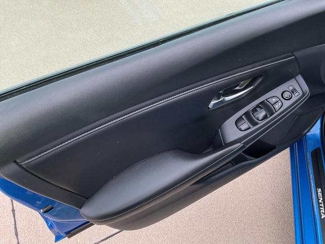 Photo of 2021 Blue Nissan Sentra