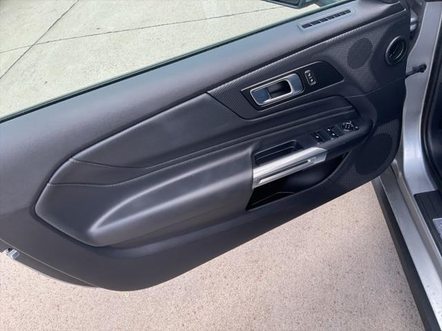 Photo of 2024 Silver Ford Mustang