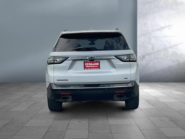 Photo of 2020 Silver Chevrolet Traverse