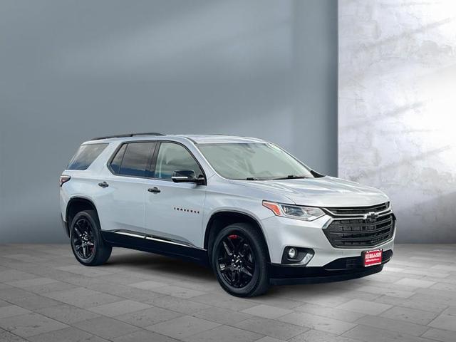 Photo of 2020 Silver Chevrolet Traverse