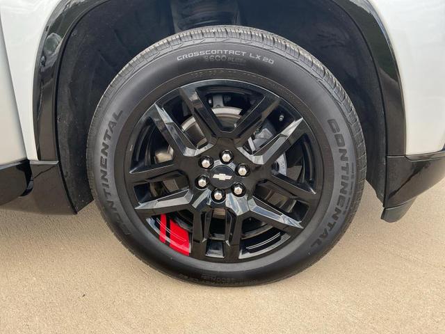 Photo of 2020 Silver Chevrolet Traverse