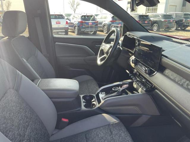 Photo of 2024 Red Chevrolet Colorado