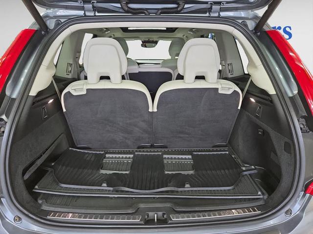 Photo of 2018 Osmium Gray Volvo XC90