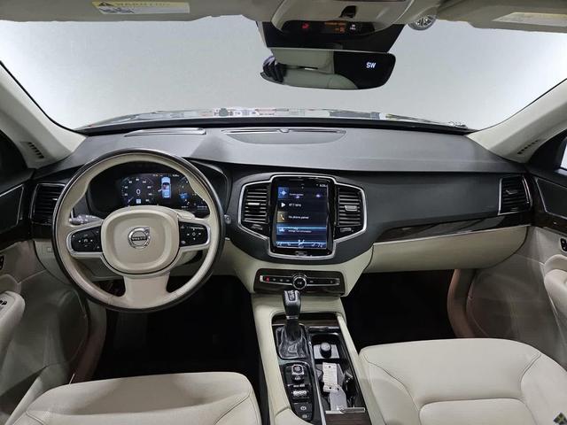 Photo of 2018 Osmium Gray Volvo XC90