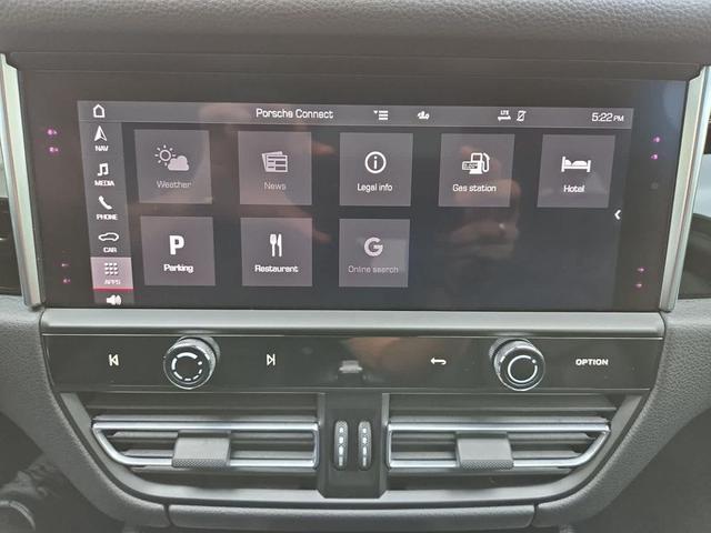 Photo of 2024 Carrara White Porsche Macan