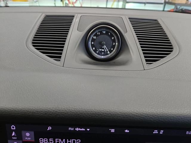 Photo of 2024 Carrara White Porsche Macan