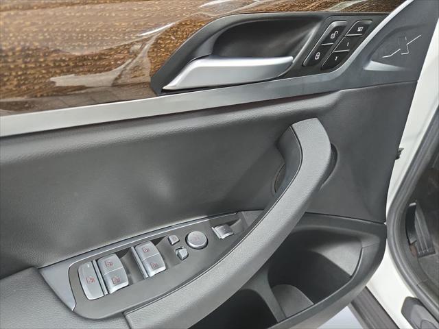 Photo of 2022 Alpine White BMW X3