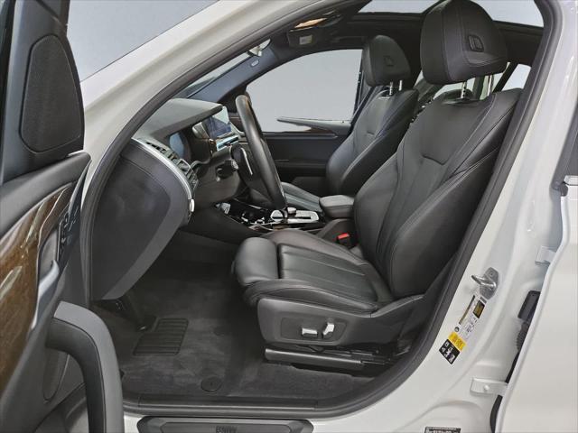 Photo of 2022 Alpine White BMW X3