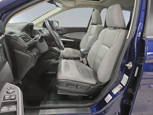 Photo of 2016 Obsidian Blue Pearl Honda CR-V