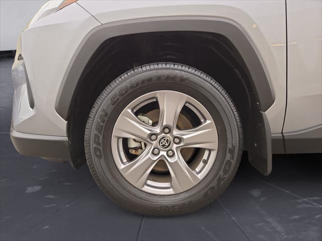 Photo of 2025 Silver Sky Metallic Toyota RAV4 Hybrid