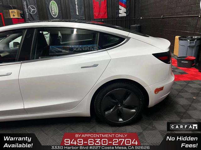 Photo of 2019 Pearl White Multi-Coat Tesla Model 3