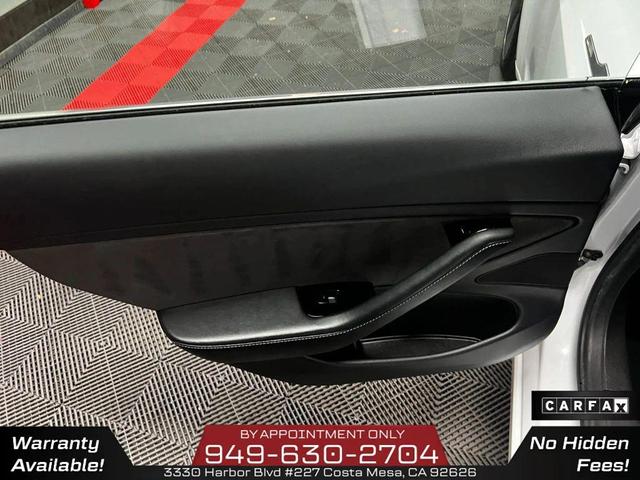 Photo of 2019 Pearl White Multi-Coat Tesla Model 3