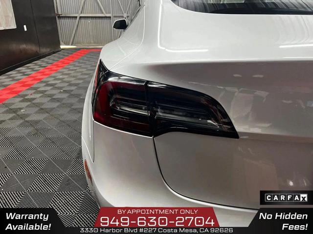Photo of 2019 Pearl White Multi-Coat Tesla Model 3