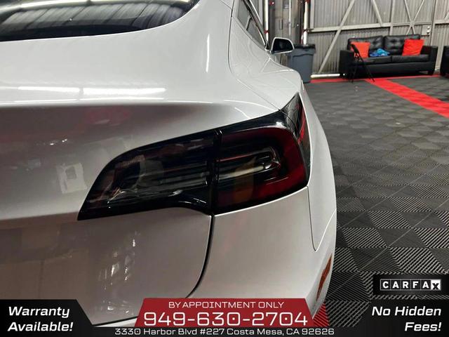 Photo of 2019 Pearl White Multi-Coat Tesla Model 3