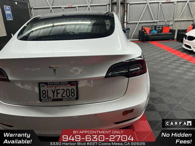 Photo of 2019 Pearl White Multi-Coat Tesla Model 3