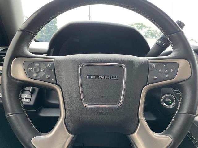 Photo of 2018 Onyx Black GMC Yukon XL