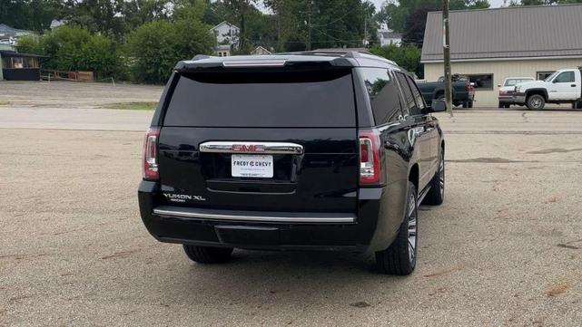 Photo of 2018 Onyx Black GMC Yukon XL