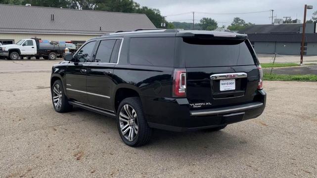 Photo of 2018 Onyx Black GMC Yukon XL