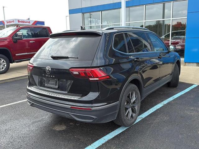 Photo of 2023 Deep Black Pearl Effect Volkswagen Tiguan