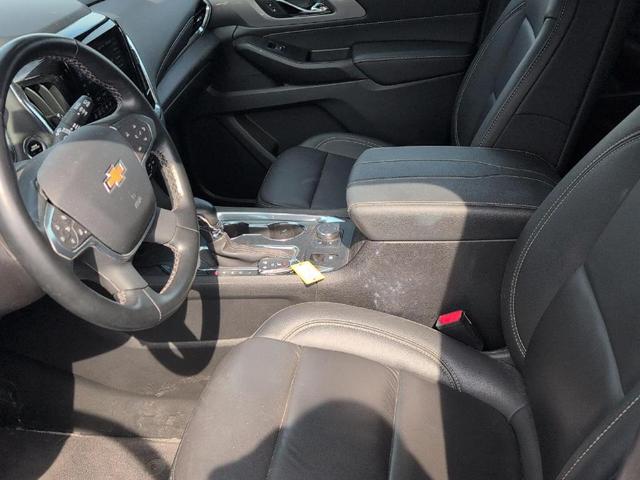Photo of 2023 Northsky Blue Metallic Chevrolet Traverse