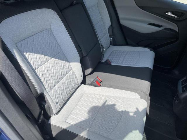 Photo of 2022 Blue Glow Metallic Chevrolet Equinox