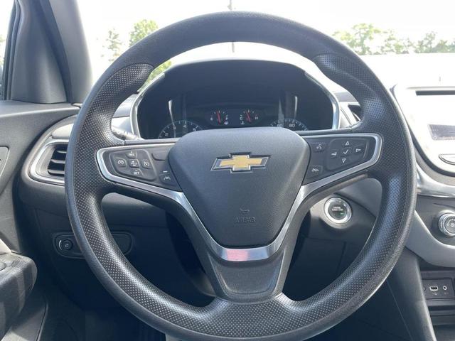 Photo of 2022 Blue Glow Metallic Chevrolet Equinox