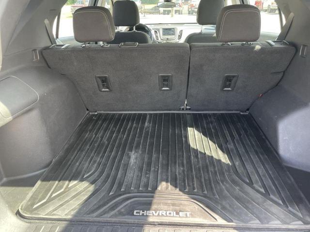 Photo of 2022 Blue Glow Metallic Chevrolet Equinox