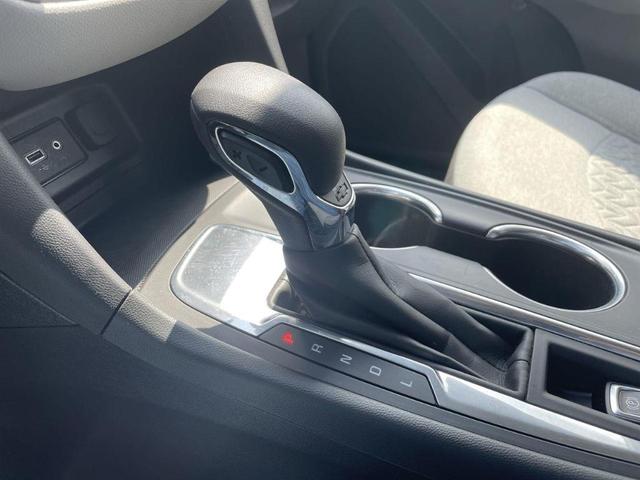 Photo of 2022 Blue Glow Metallic Chevrolet Equinox