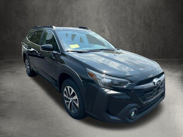 Photo of 2025 Crystal Black Silica Subaru Outback