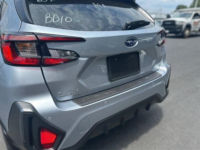 Photo of 2025 Ice Silver Subaru Crosstrek