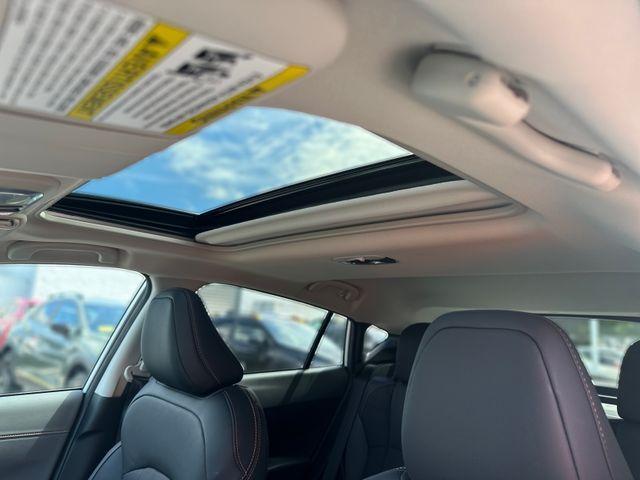 Photo of 2025 Crystal White Pearl Subaru Crosstrek