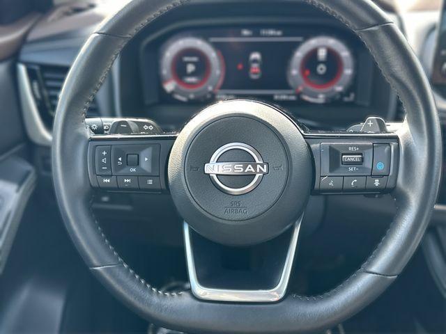 Photo of 2023 Boulder Gray Pearl Nissan Rogue