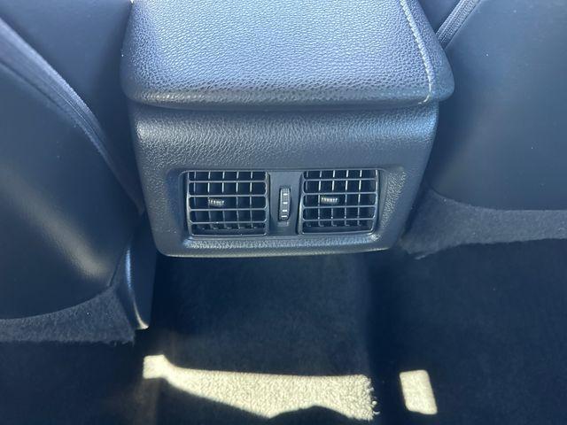 Photo of 2020 Blue Streak Metallic Toyota Camry