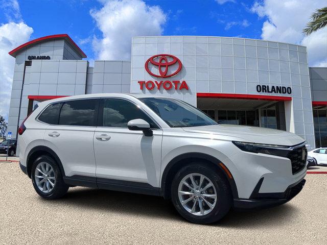 Photo of 2024 Platinum White Pearl Honda CR-V
