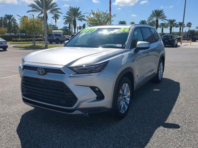 Photo of 2024 Celestial Silver Metallic Toyota Grand Highlander