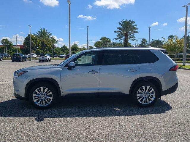 Photo of 2024 Celestial Silver Metallic Toyota Grand Highlander