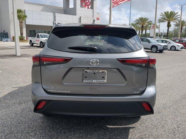 Photo of 2025 Heavy Metal Toyota Highlander