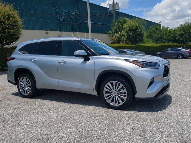 2023 Toyota Highlander