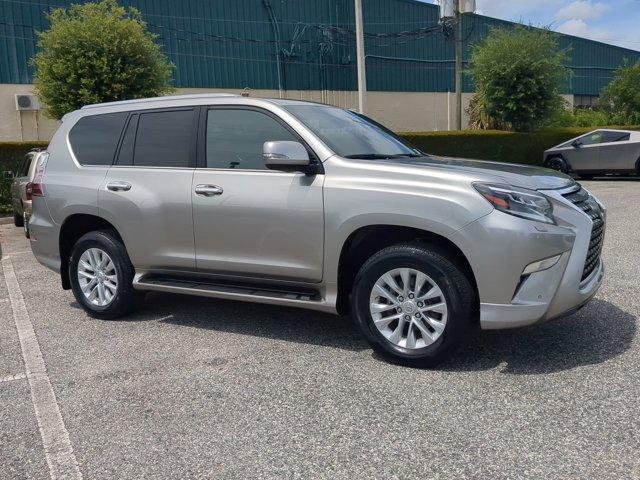 Photo of 2021 Atomic Silver Lexus GX 460