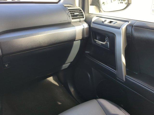 Photo of 2021 Super White Toyota 4Runner