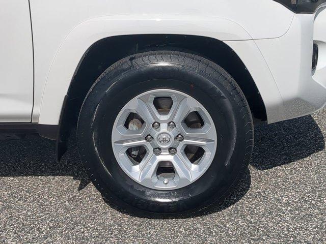 Photo of 2021 Super White Toyota 4Runner