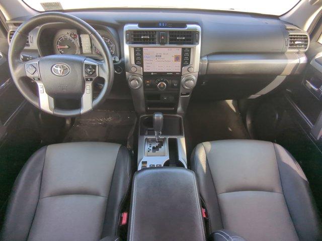 Photo of 2021 Super White Toyota 4Runner