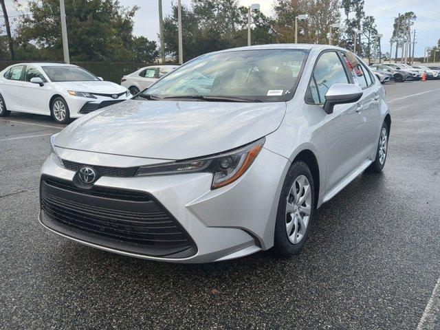 Photo of 2025 Silver Toyota Corolla