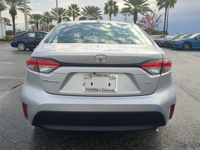 Photo of 2025 Silver Toyota Corolla