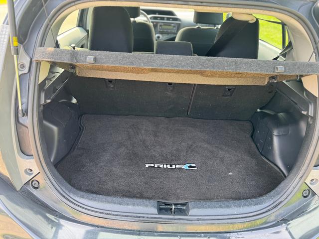 Photo of 2013 Black Toyota Prius c