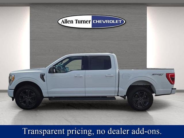 Photo of 2022 Oxford White Ford F-150
